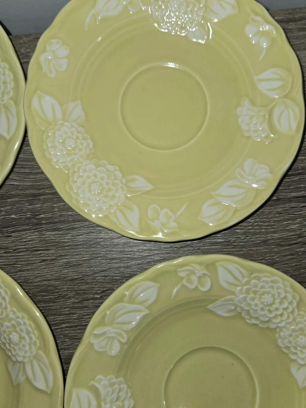 Set of 4 Metlox Pottery Poppy Trail Flora Lace Saucers 6